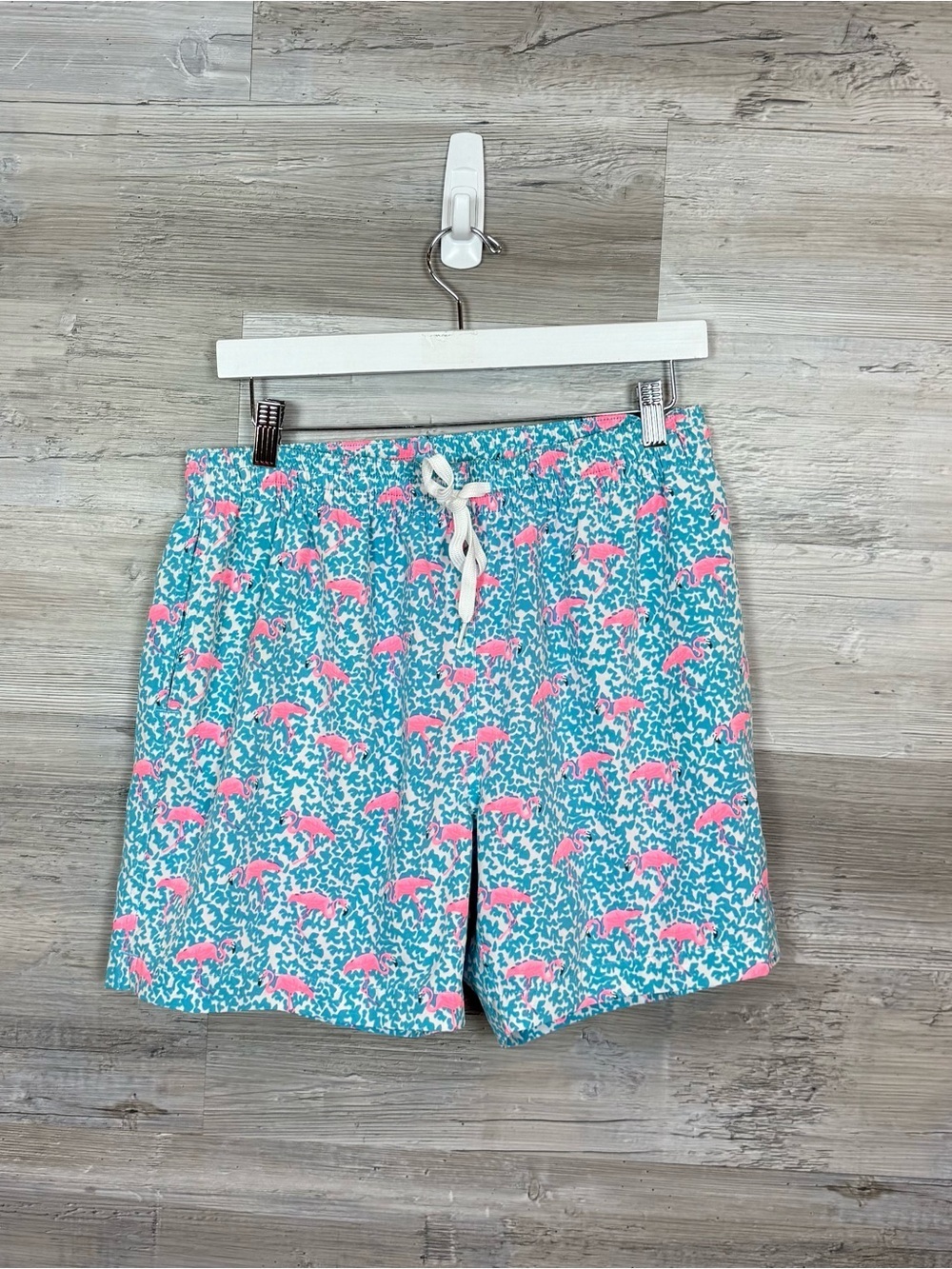 Chubbies "The Domingos Are For Flamingos" 5.5" Swim Trunks Blue Pink L Large